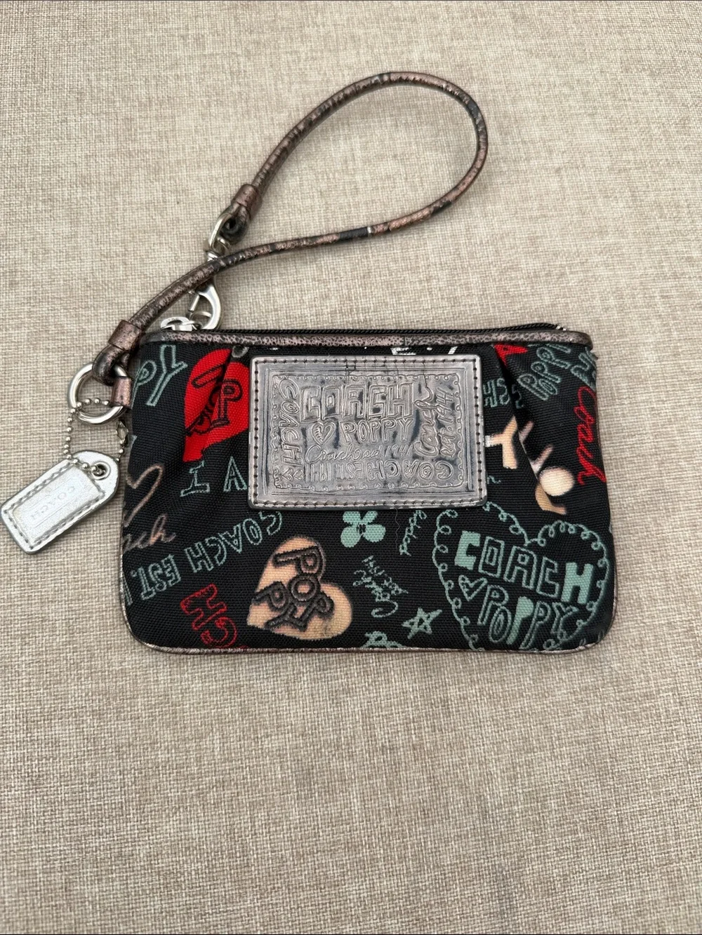 Coach Poppy Black Multicolor Graffiti Heart Wristlet with Silver Tag
